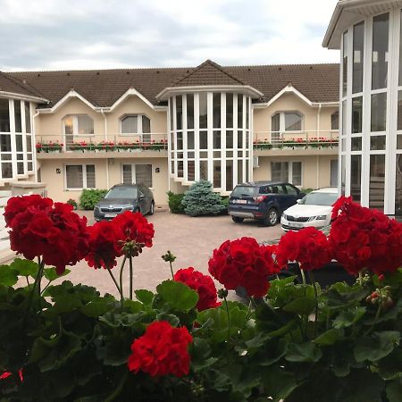 Villa Brussels Deva Luaran gambar