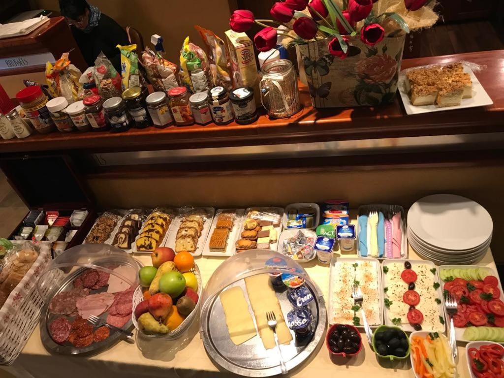 Villa Brussels Deva Luaran gambar