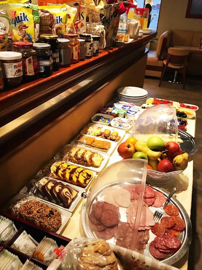 Villa Brussels Deva Luaran gambar